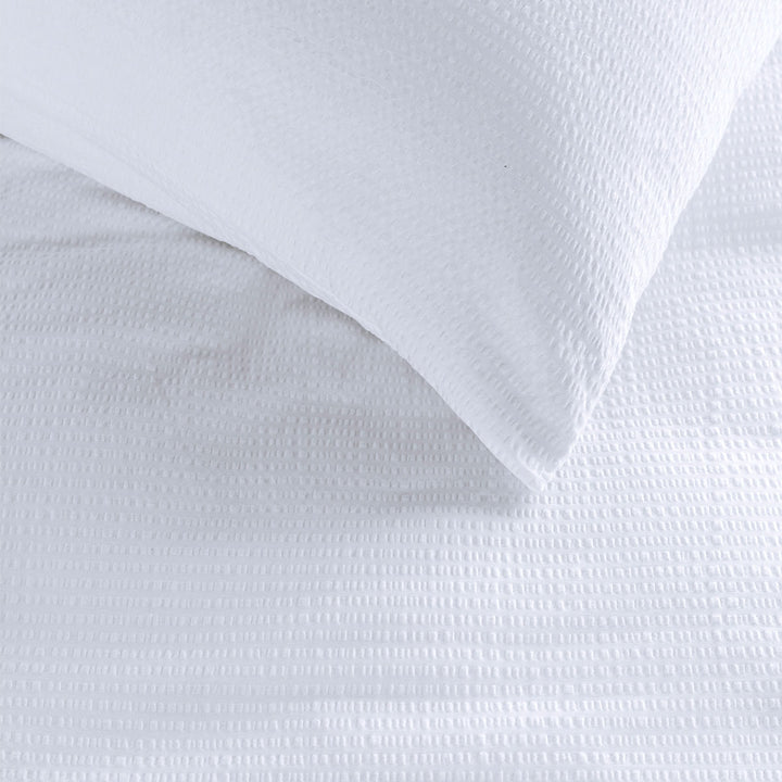 Bedding House Summer White Seersucker Cotton Quilt Cover Set King