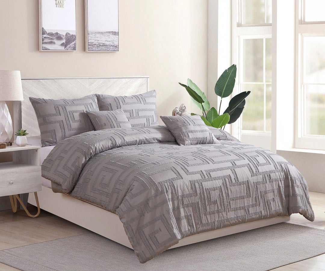 Tufted Jacquard Quilt/Doona/Duvet Cover Set - Grey - King Size