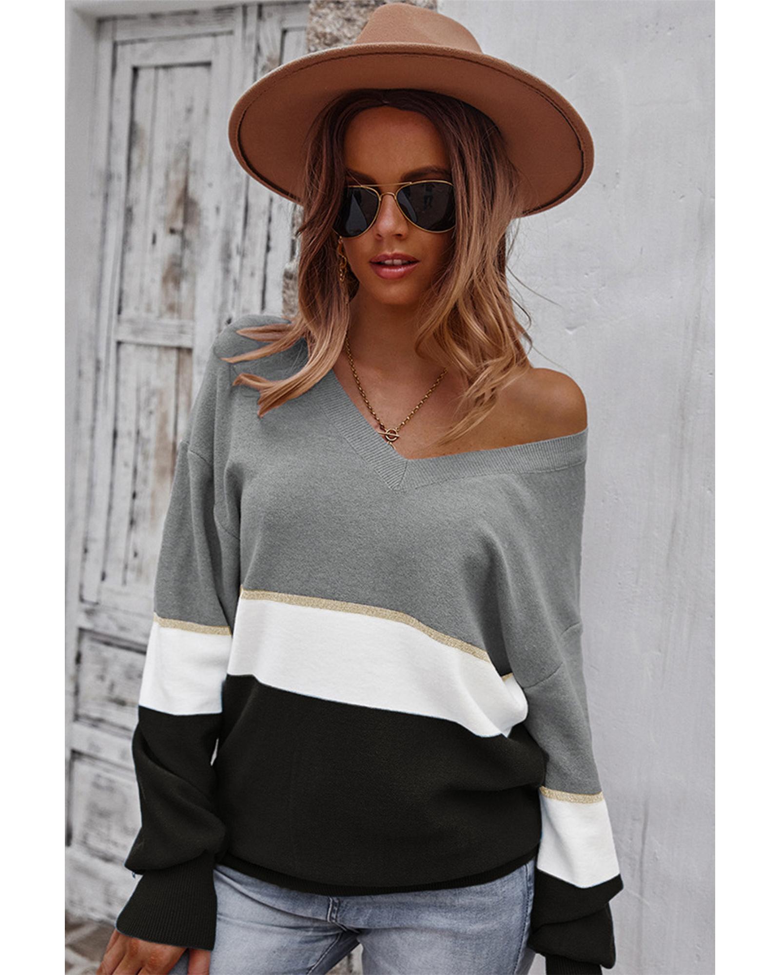 Gray Colorblock V Neck Sweater - M